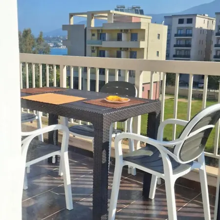 Appartement Seaside Matias Apartment Polisi i Vogel